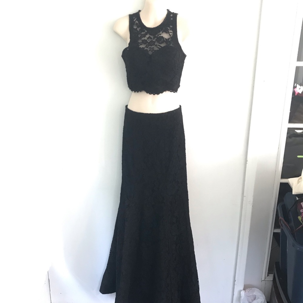 Bariano Australia Black Lace Two-Piece Crop Top and Maxi Skirt Set